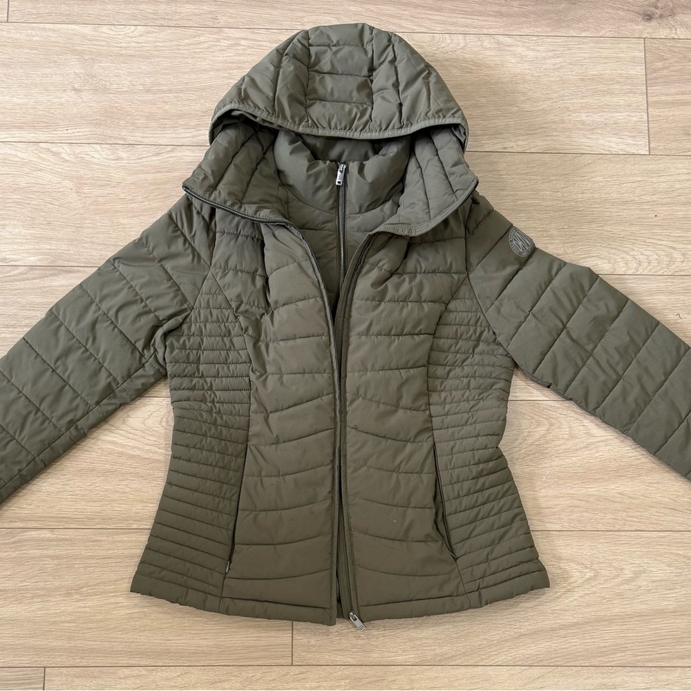 DKNY Short Puffer Jacket